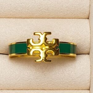 TORY BURCH Kira Green Enamel Double T Monogram Ring NEW $109 Size 6